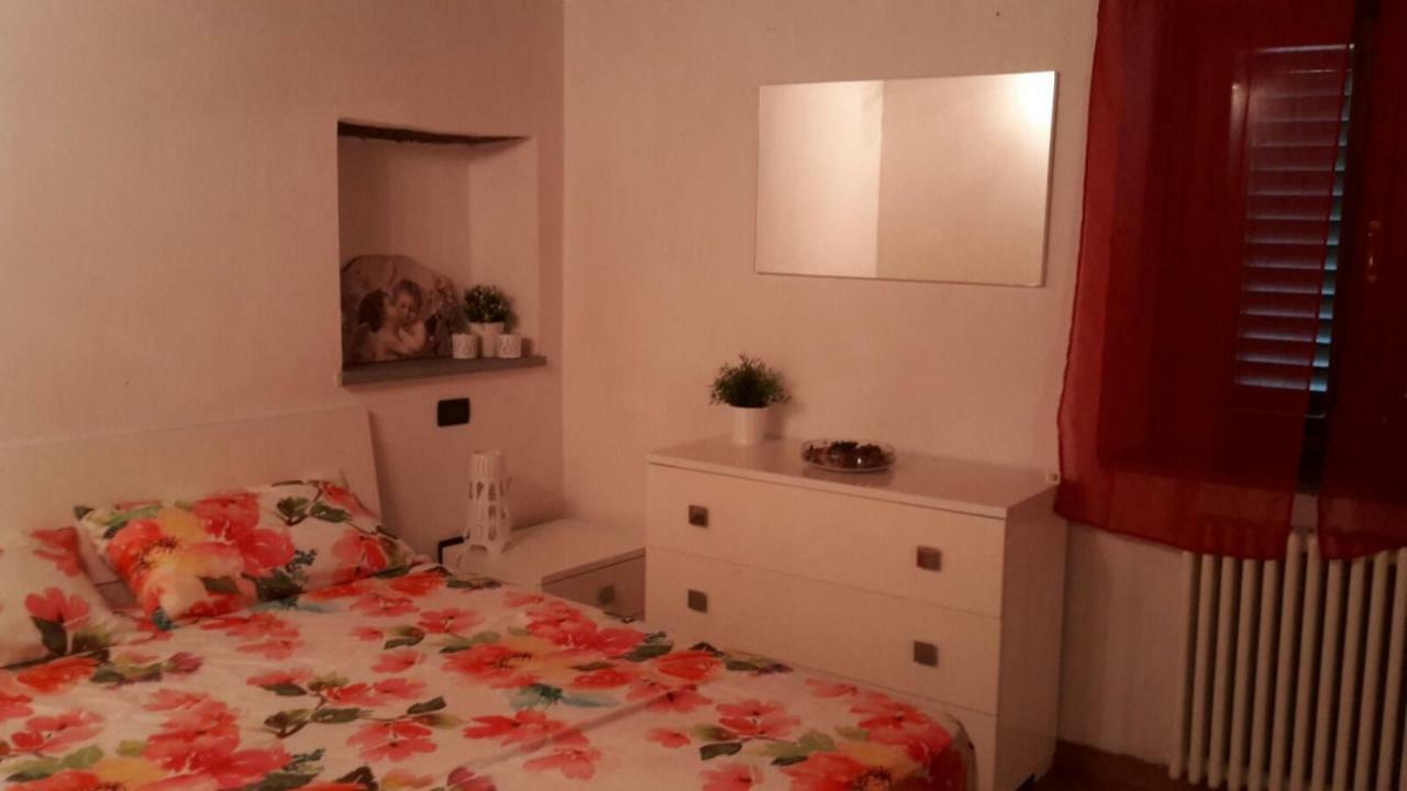 Appartement La Dimora Di Angela à Barberino di Mugello Extérieur photo