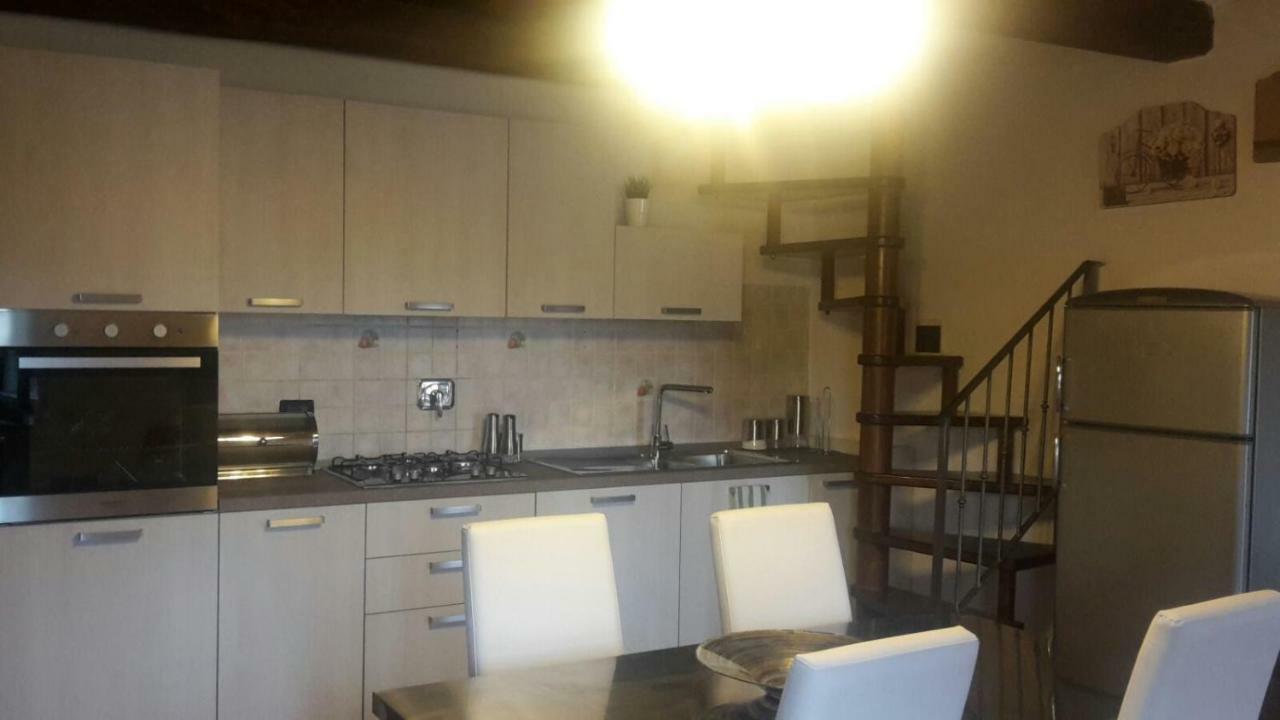 Appartement La Dimora Di Angela à Barberino di Mugello Extérieur photo